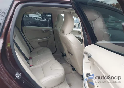 2015 Volvo Xc60 T5/T5 Premier из США, поврежденный, VIN YV4612RKXF2632215